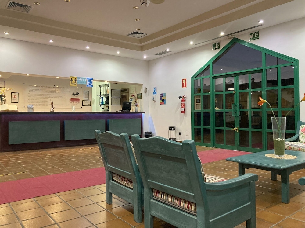 Hotel Almagro 68/73