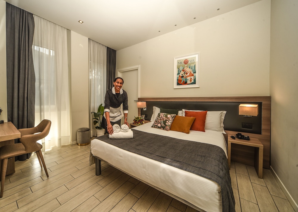 ECONOMY, FRENCH BED