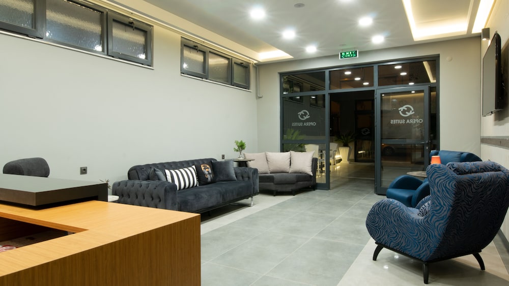 Opera Suites 27/50