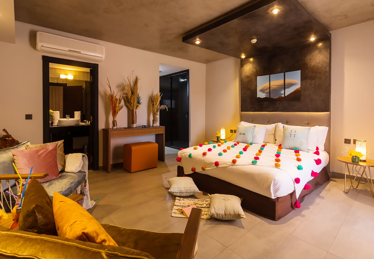 DOUBLE ROOM PRIVILEGE