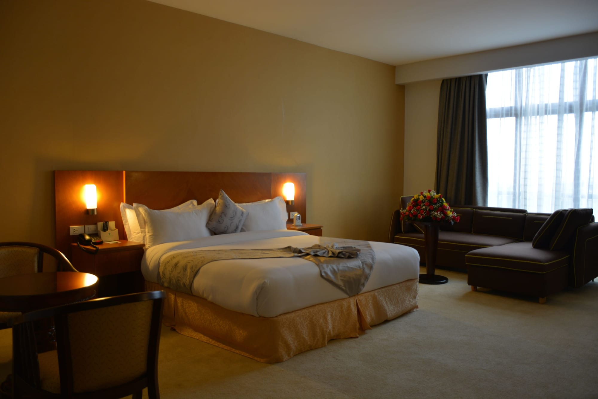 جناح تنفيذي بسرير كينج، AZZEMAN HOTEL 3/10