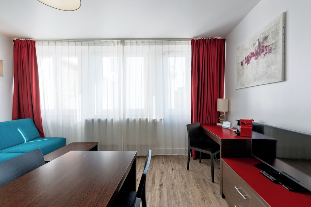 RESIDHOTEL LILLE VAUBAN(FORMERLY COSY S LILLE VAUBAN APARTHOTEL) 38/70