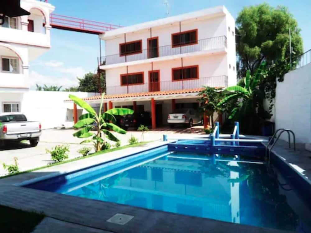 Hotel Hacienda de Zapata 3/56
