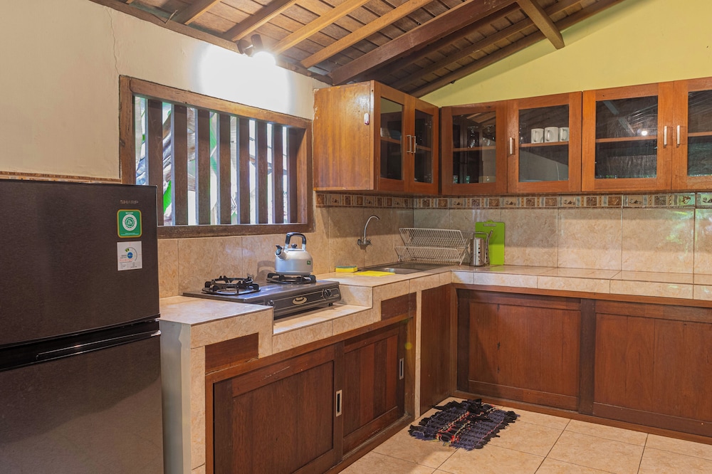 Sari Bamboo Villas 9/63