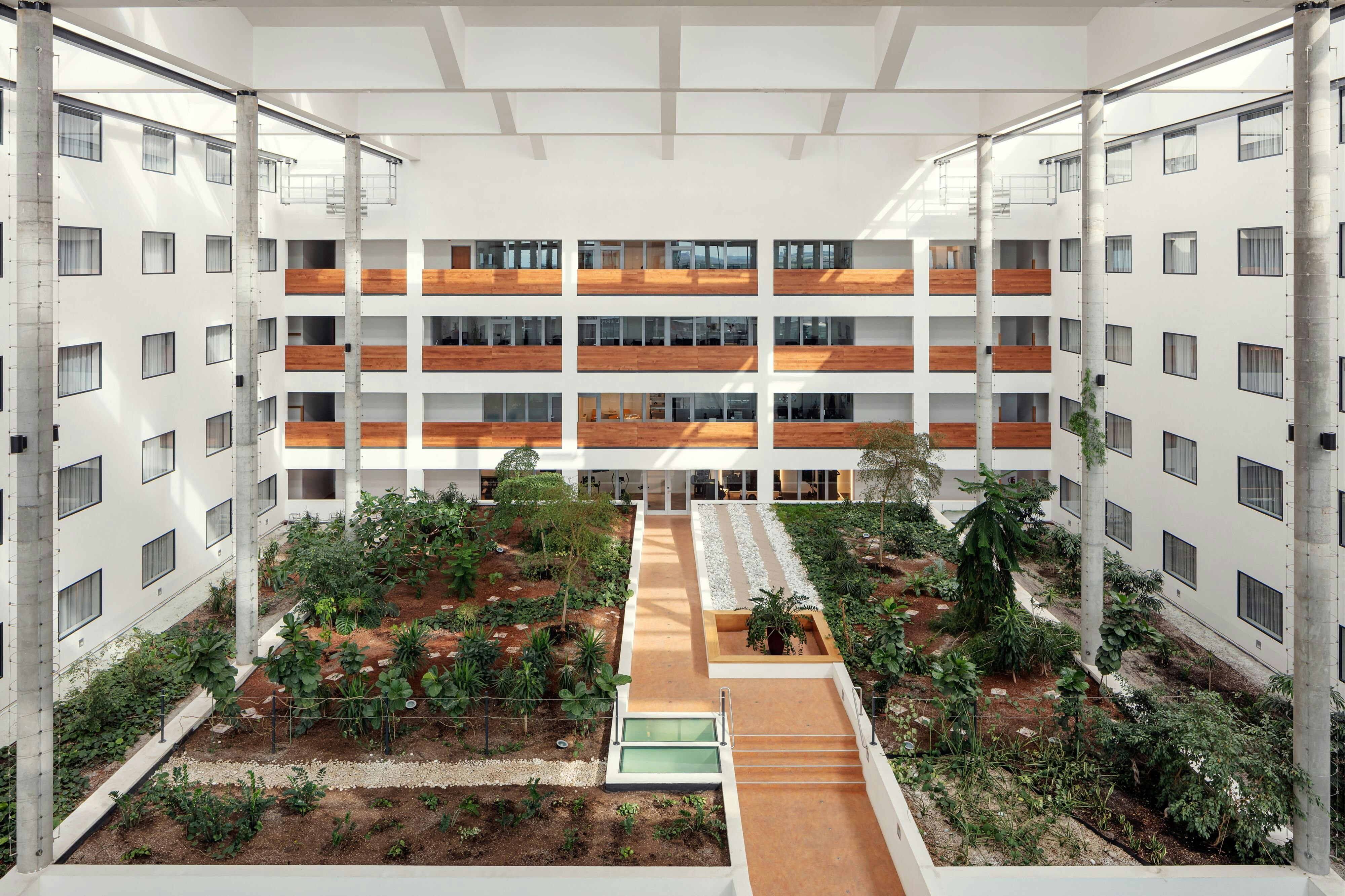 COURTYARD BY MARRIOTT PRAGUE AIRPORT in PRAGUE