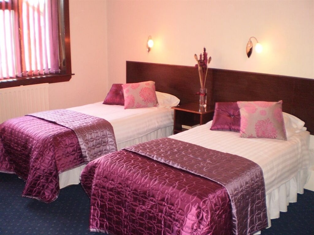 Lomond Park Hotel 7/36