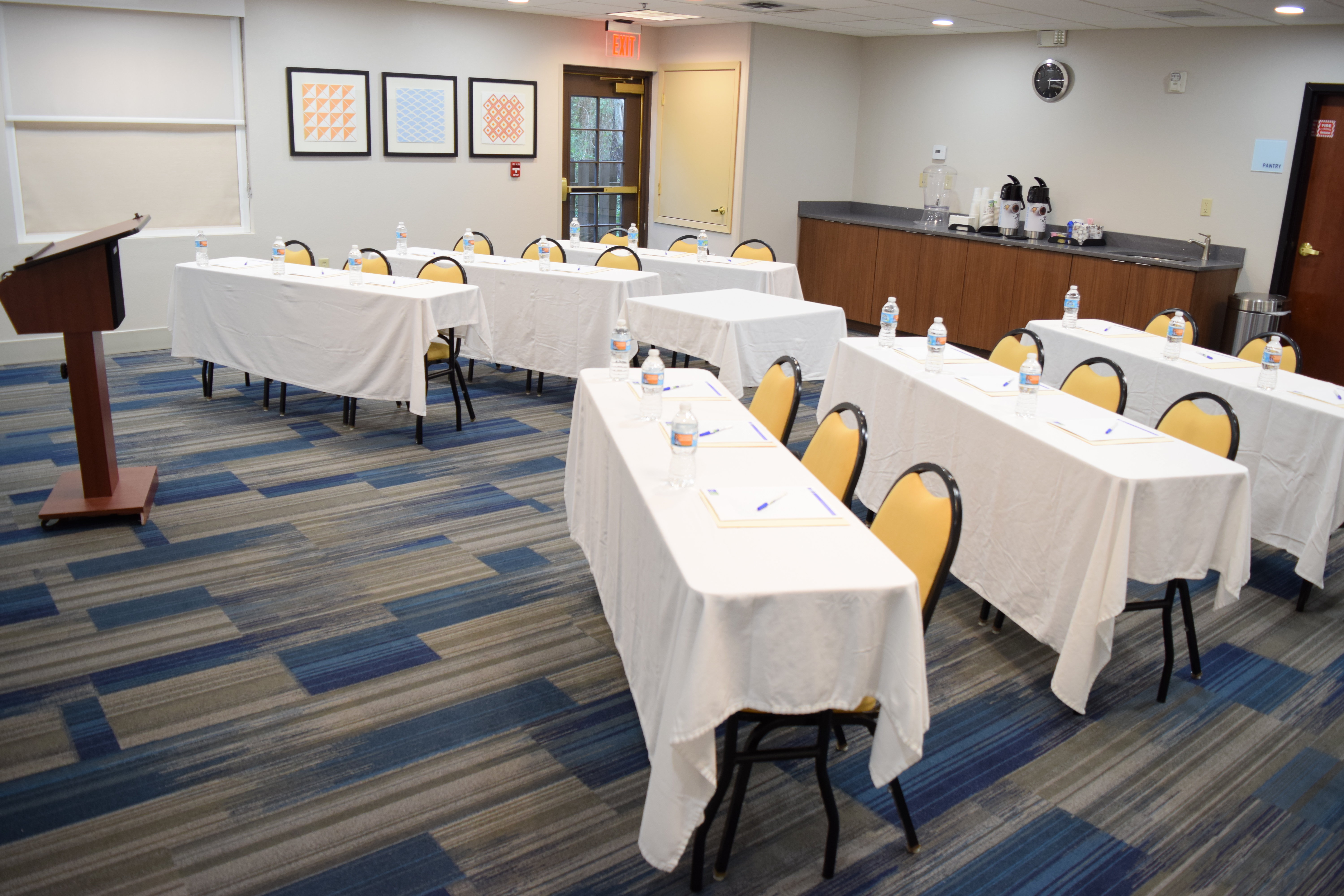 Holiday Inn Express Hotel And Suites Pensacola W I 10 30/35