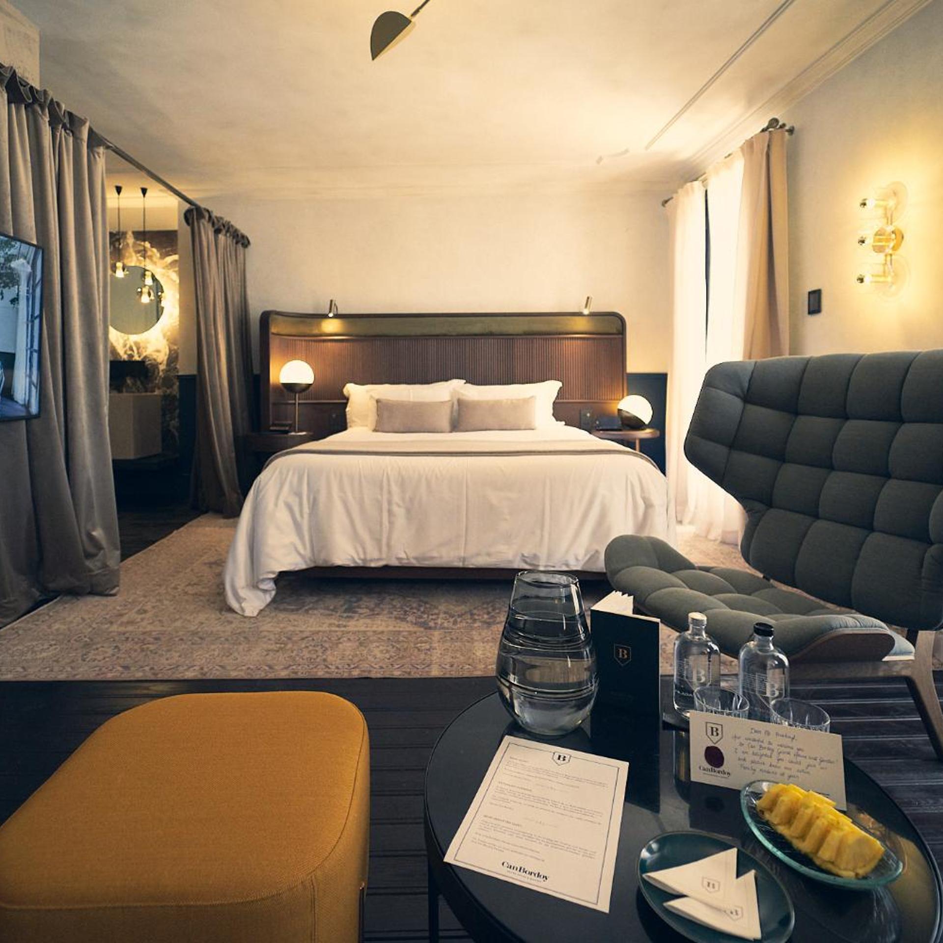 Roof Top, Suite, King Bed, Hot Tub, Terrace