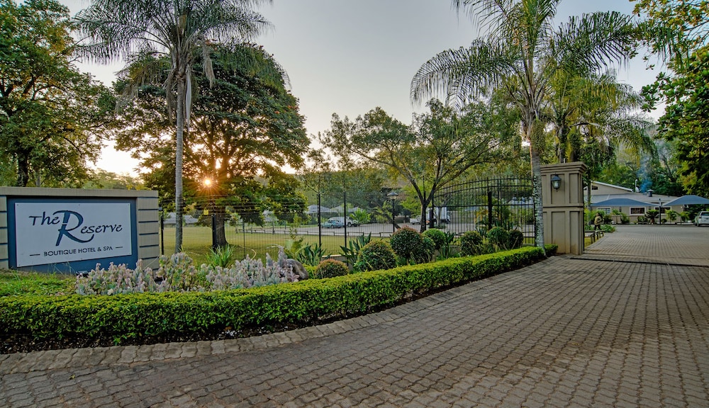The Reserve Boutique Hotel 24/33