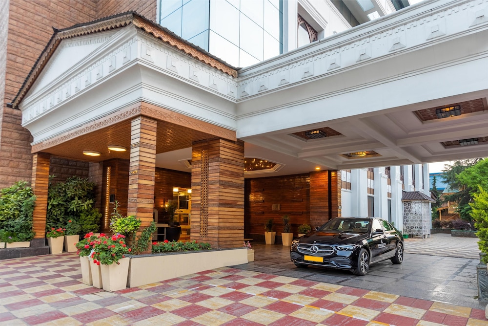 Radisson Srinagar 46/54