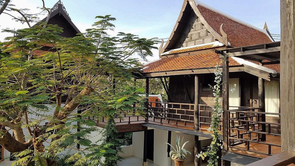 Villa Mahabhirom 6/50