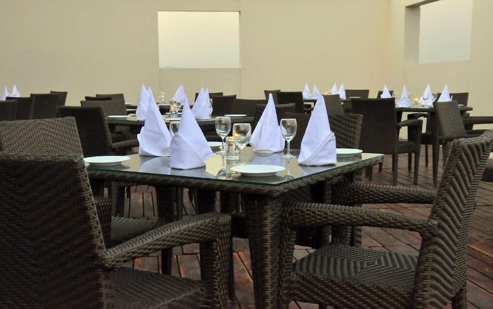 Hotel Marigold Jaipur 32/42