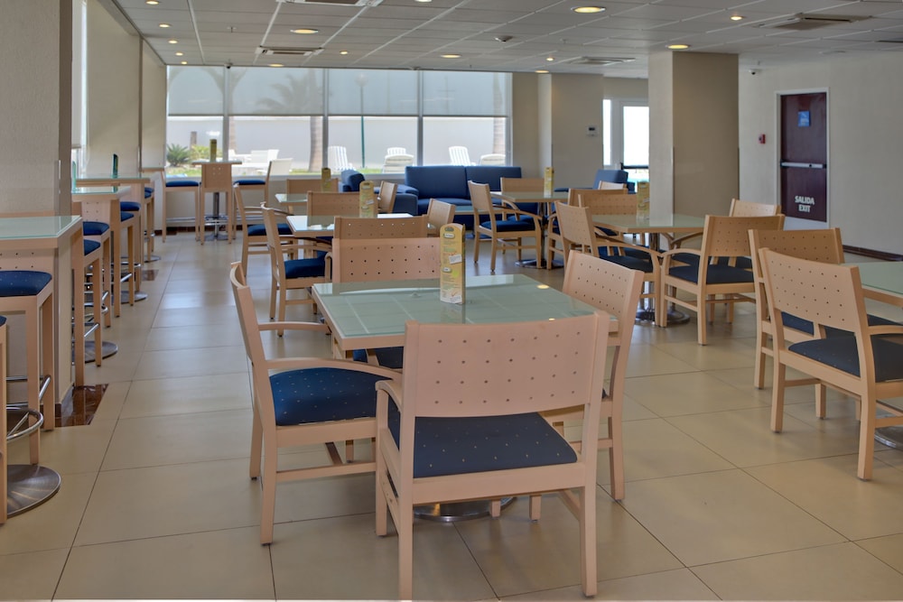City Express by Marriott Ciudad Del Carmen 36/51