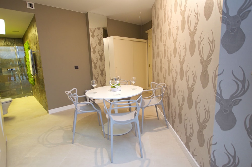 A11 Apartments & Spa Dermique 42/50
