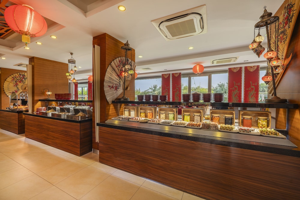 Salamis Bay Conti Resort and Casino 10/50