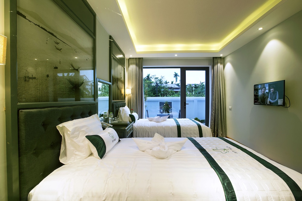 Ivy Villa 23/49
