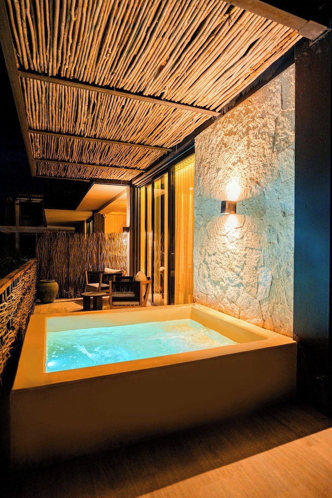 Bloom Tulum Apartments by Marriott 65/94