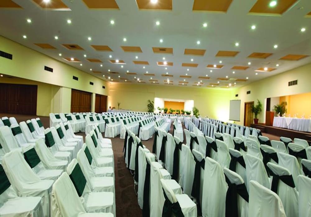 Hotel Mision Guadalajara 54/64