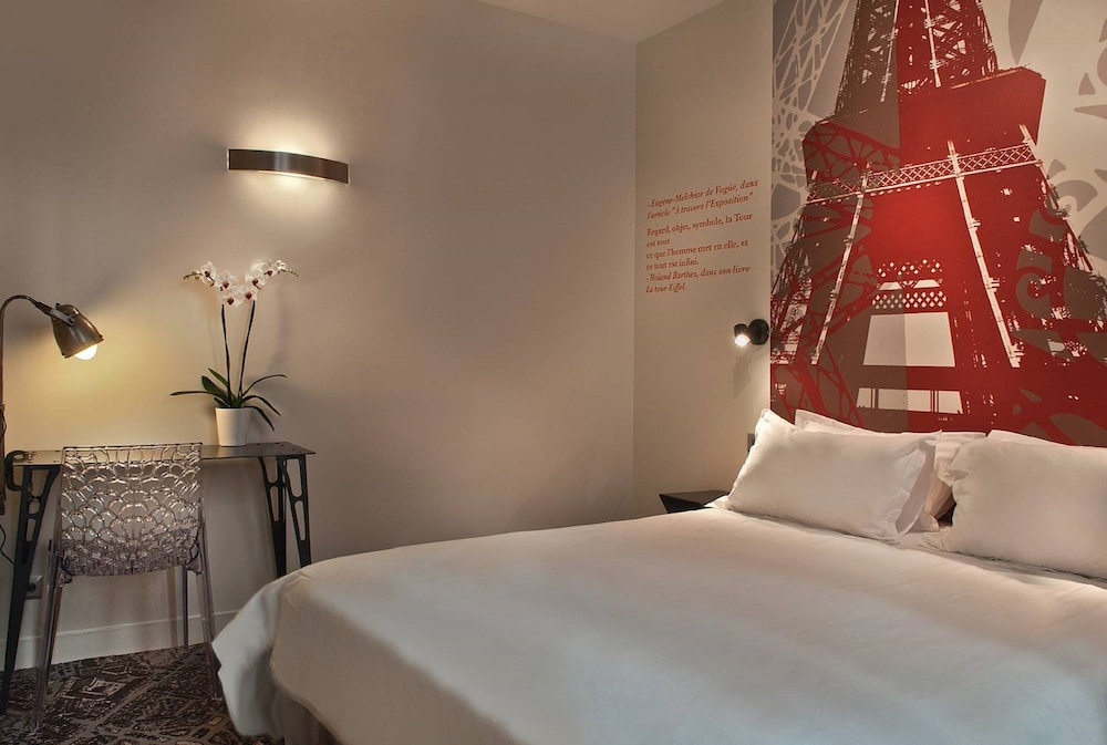 Hotel Alpha Paris Tour Eiffel 9/69