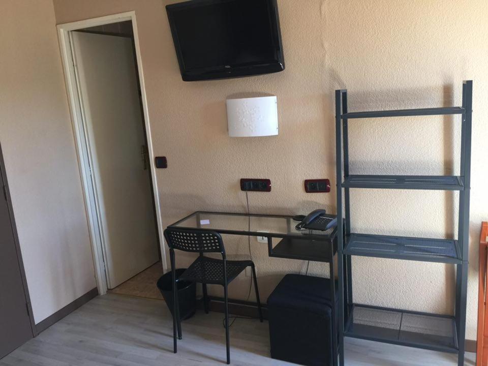 Hotel Le Mejean 36/51