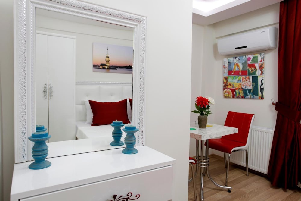 Taksim Istiklal Suites 7/20
