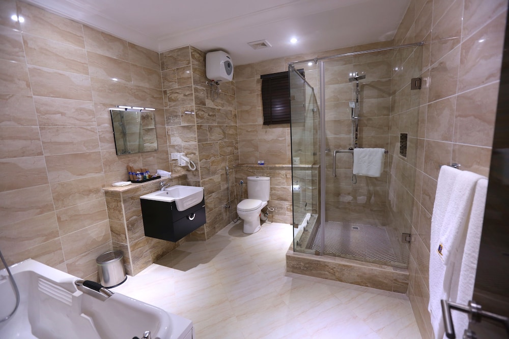 Wells Carlton Hotel and Apartment Abuja 55/57