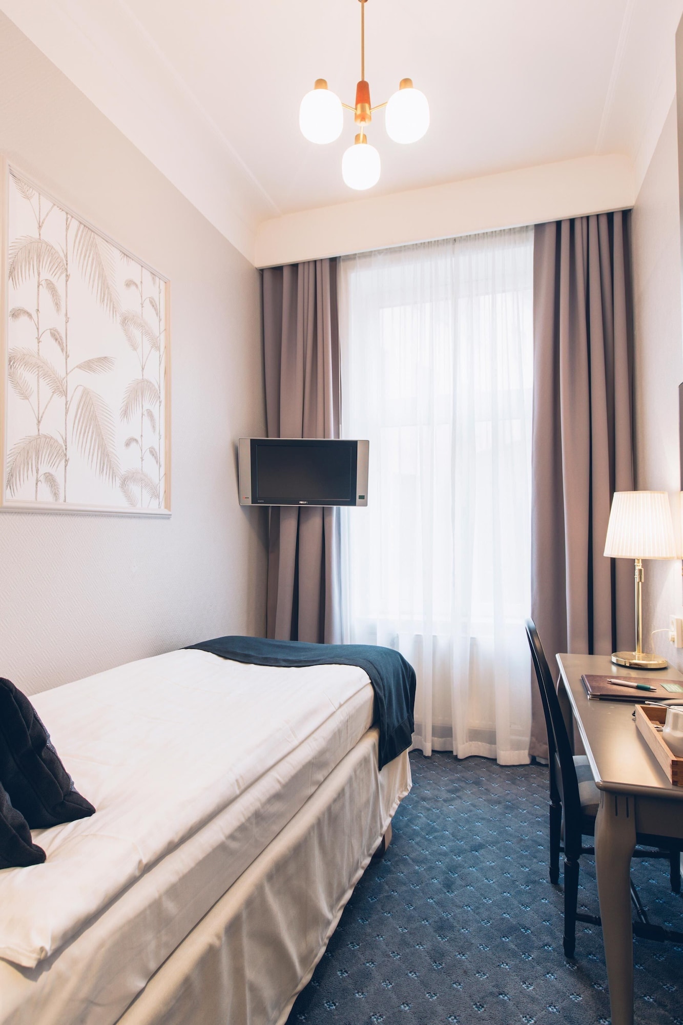 ECONOMY, SINGLE, SINGLE BED