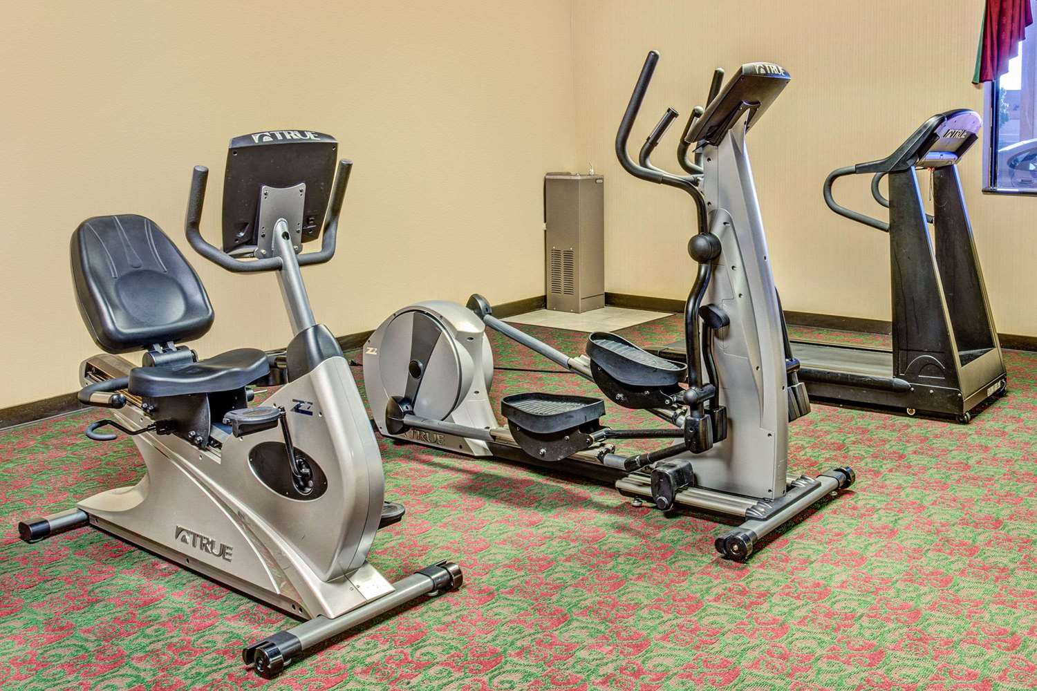 Ramada By Wyndham Murfreesboro 9/24