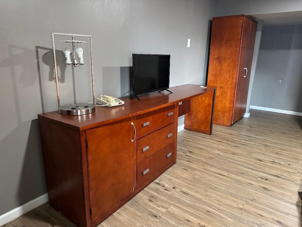 Budget Inn New Cumberland-Harrisburg-Hershey-York 5/39