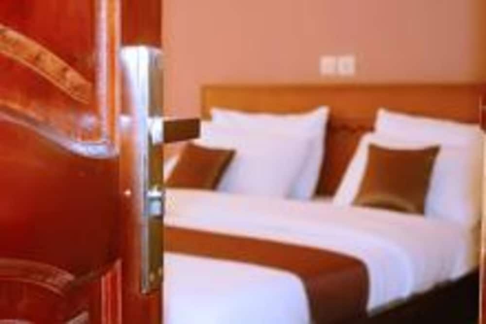 Les Hotels Eulis 5/8