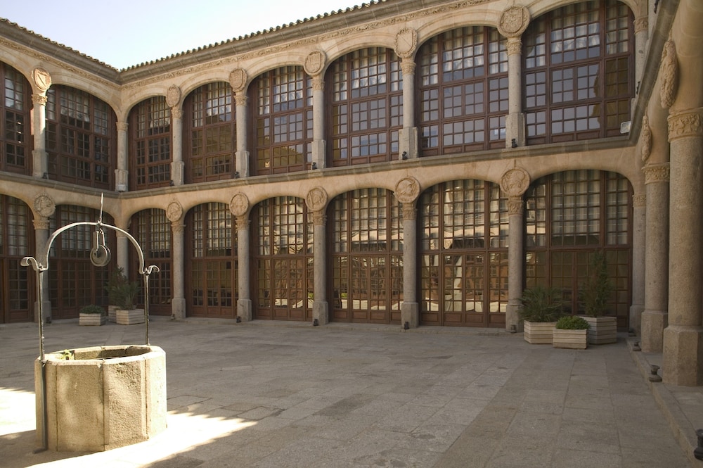 Parador De Zamora 48/50