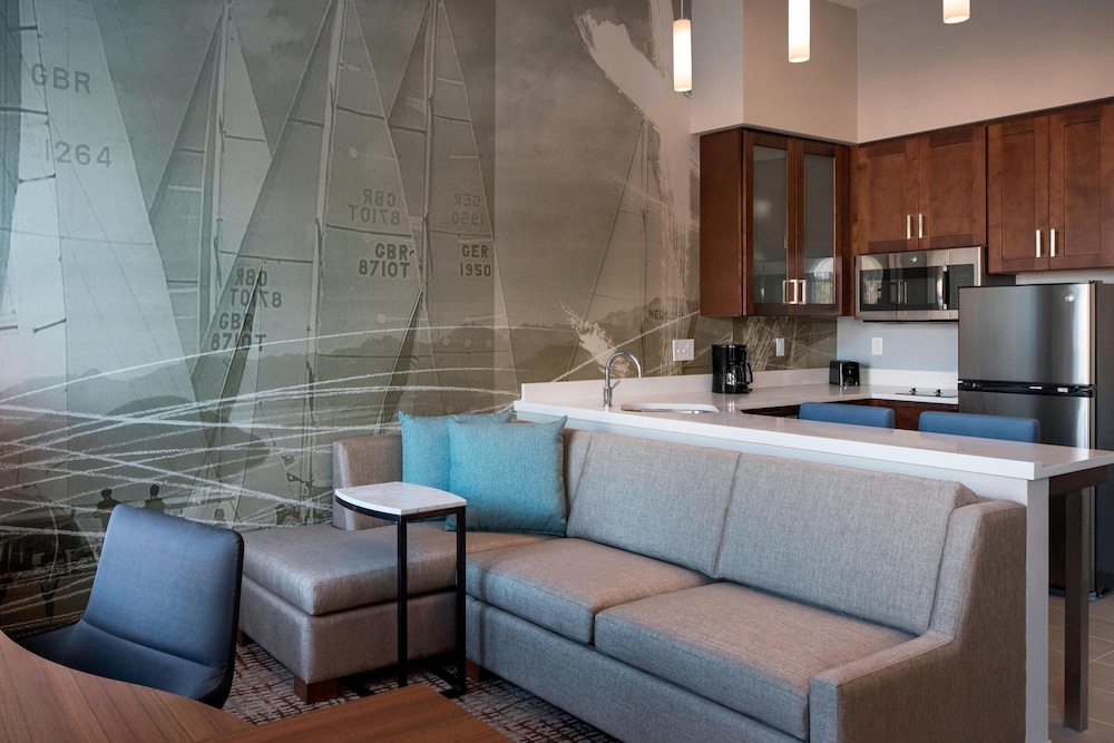 Residence Inn Redwood City San Carlos 8/49