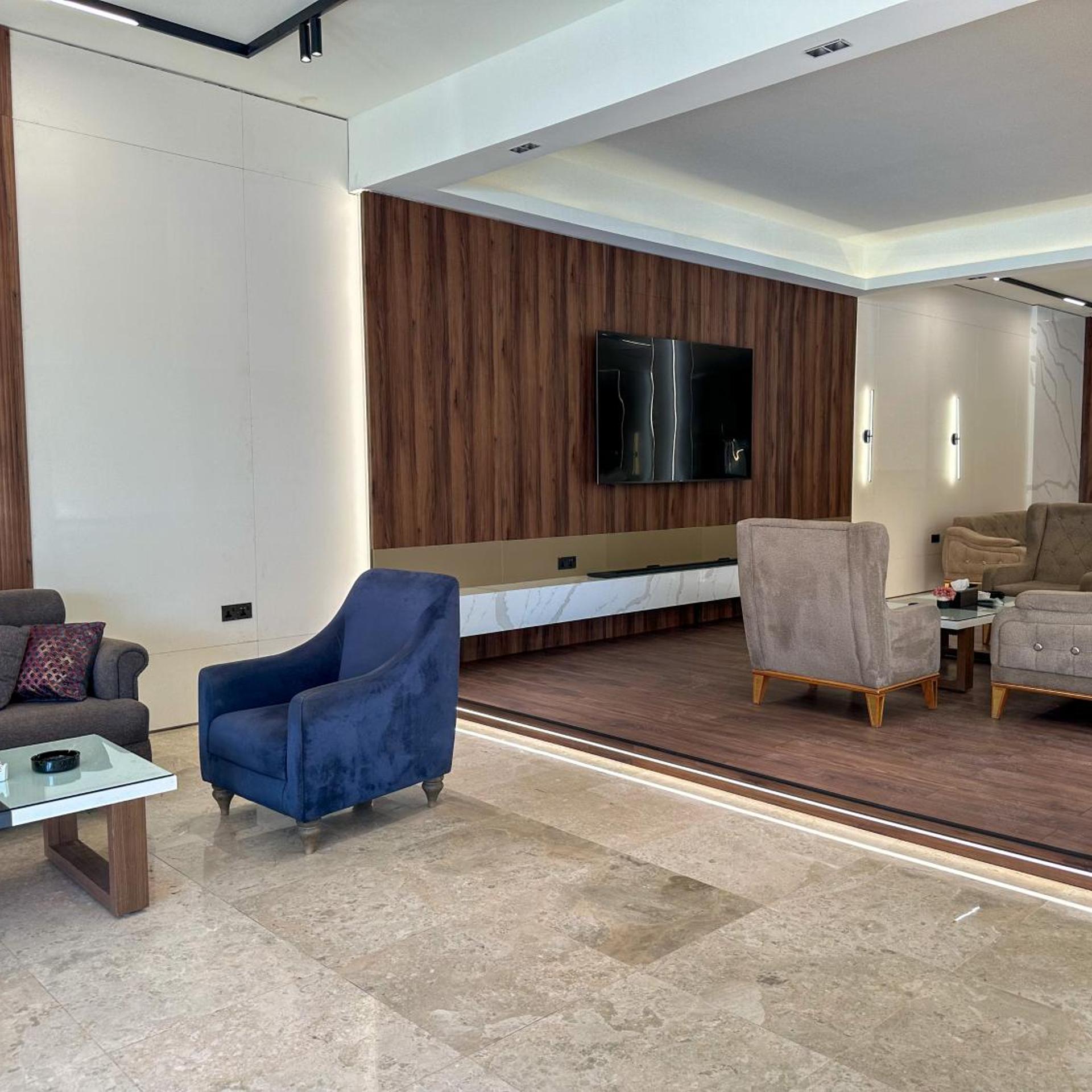 Banoj Hotel 43/61