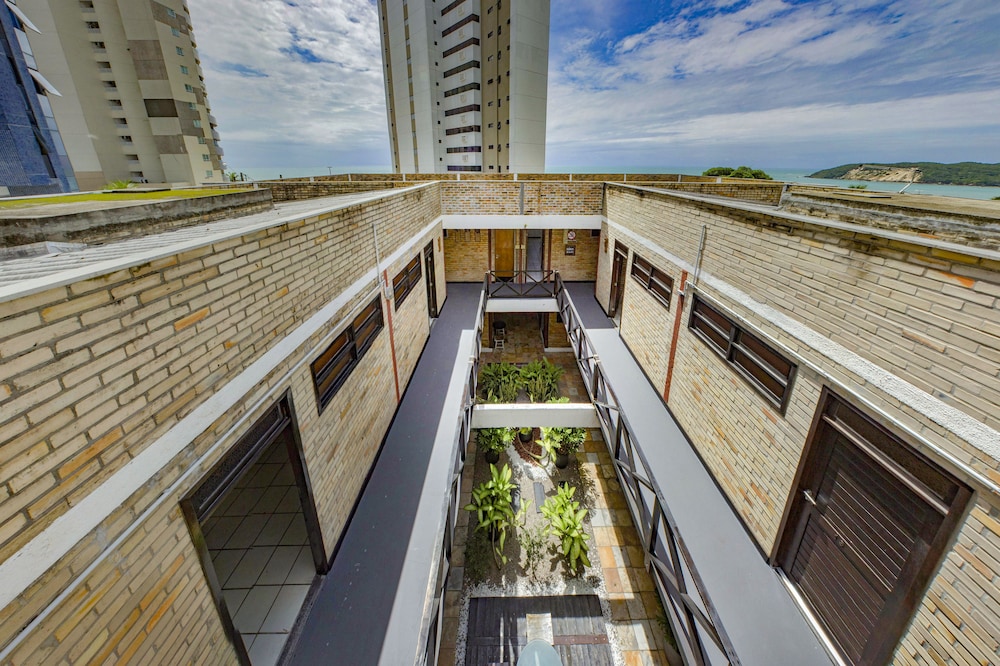 Economy Flat 42/47