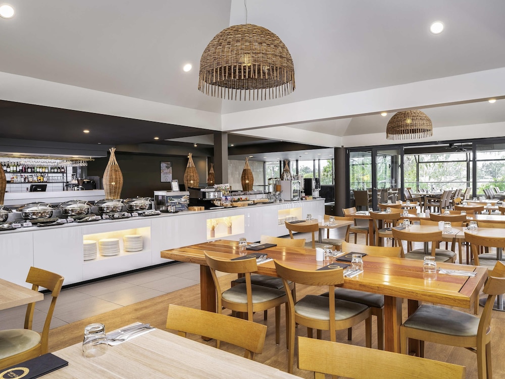 Mercure Rockhampton 38/55