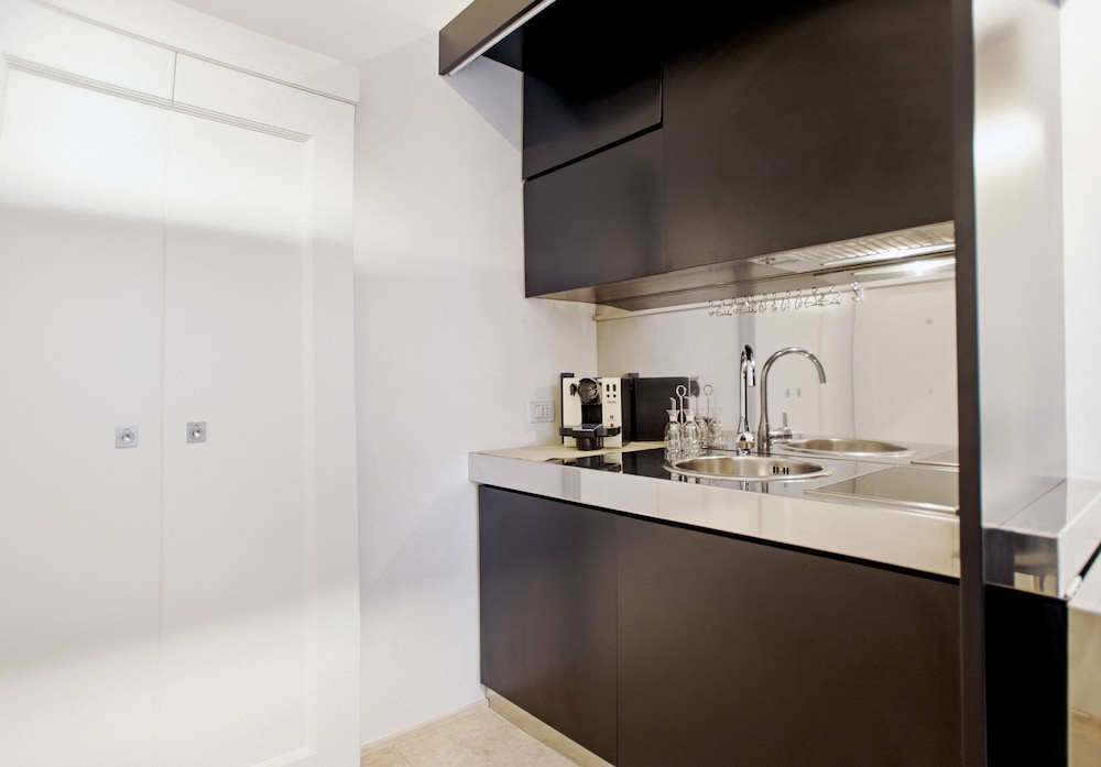 Oro - WR Apartments near Castel Sant Angelo 3/19