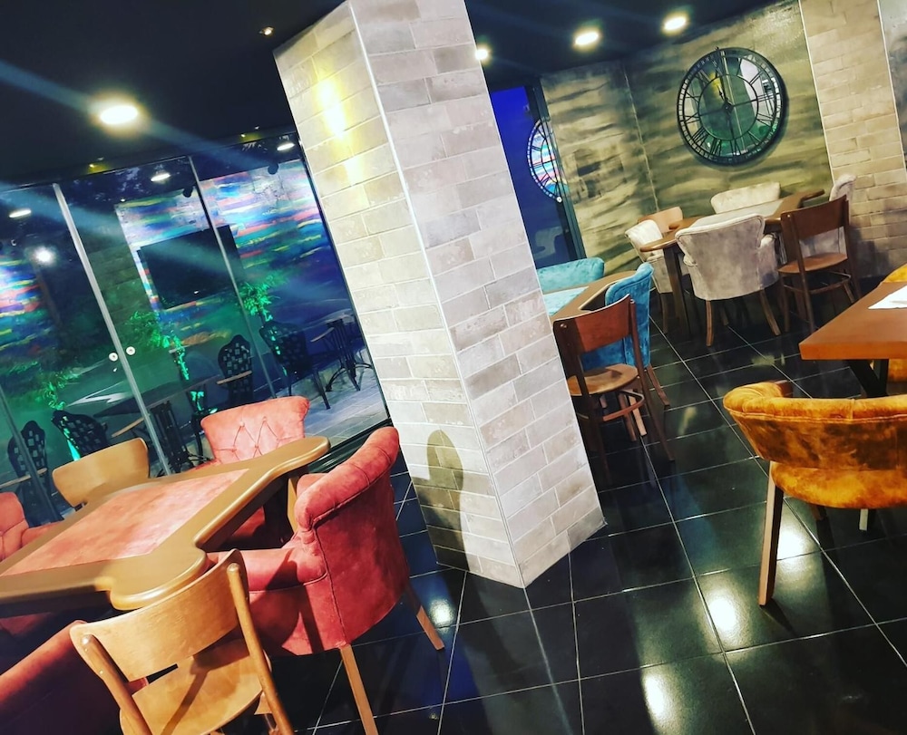 Bossuite Hotel Maltepe 40/50