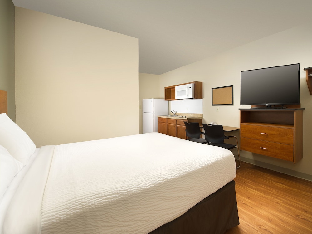 WoodSpring Suites Tulsa 15/39