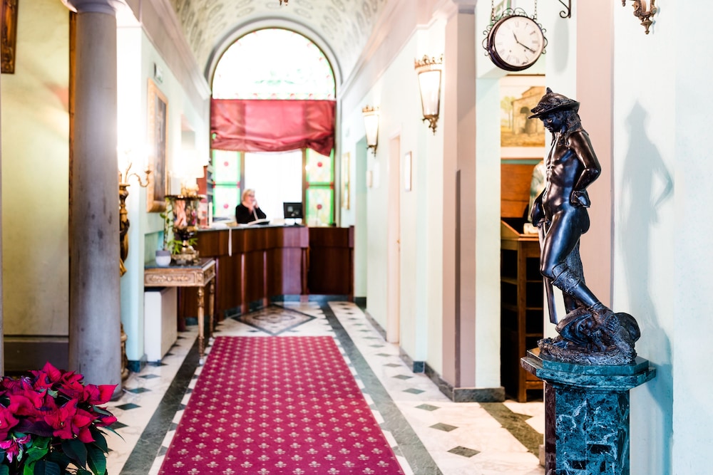 Lobby at Hotel Donatello, FLORENCE