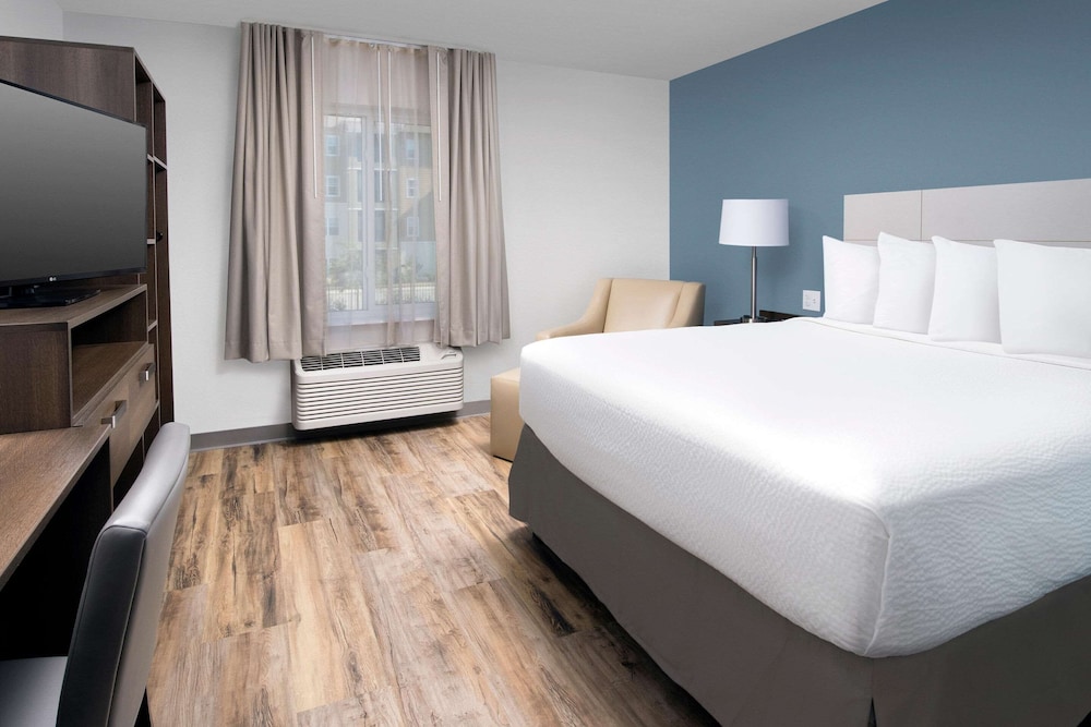Extended Stay America Select Suites Tampa Brandon East 19/57