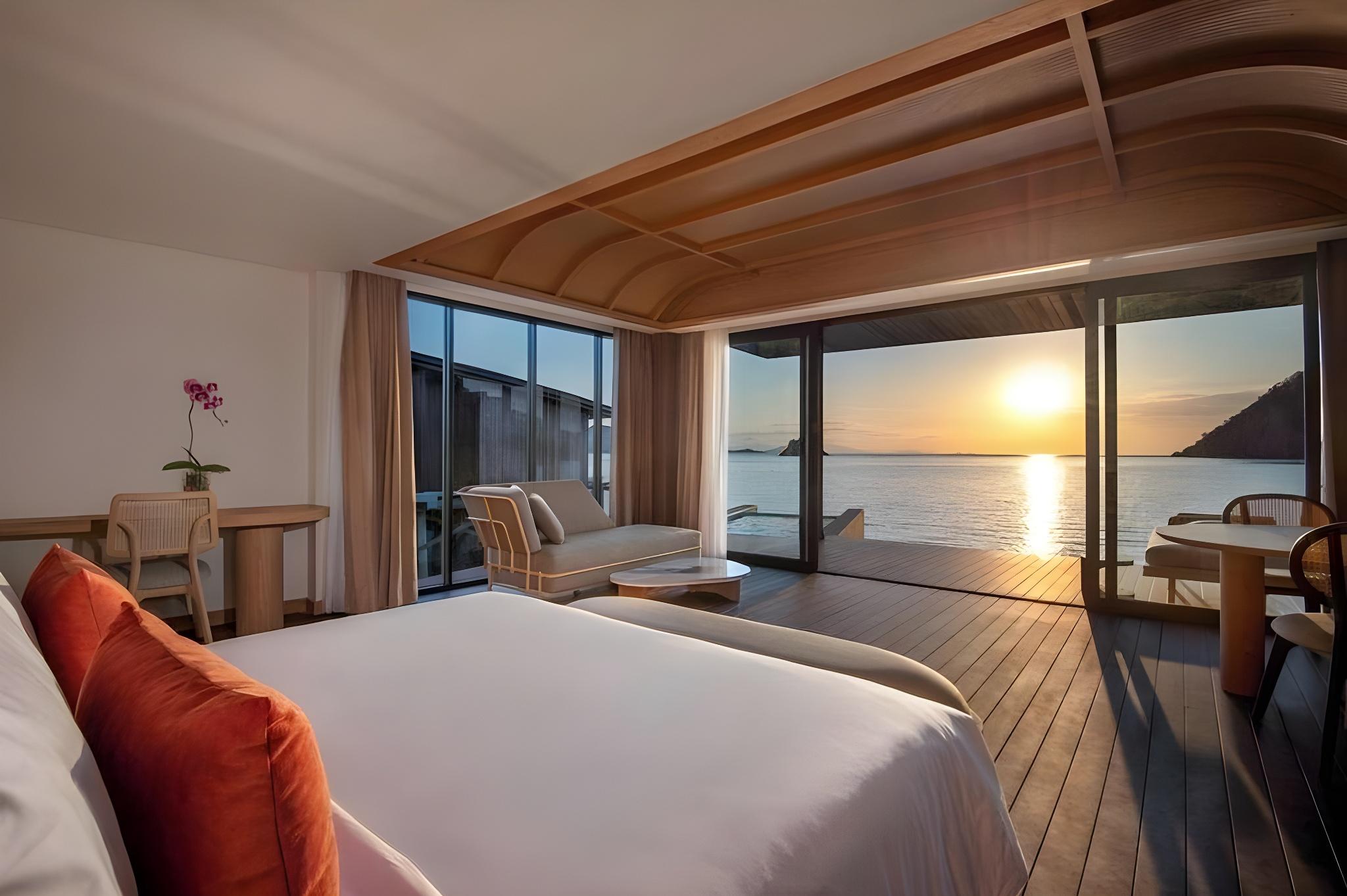 Overwater, Villa, King Bed, Private Pool