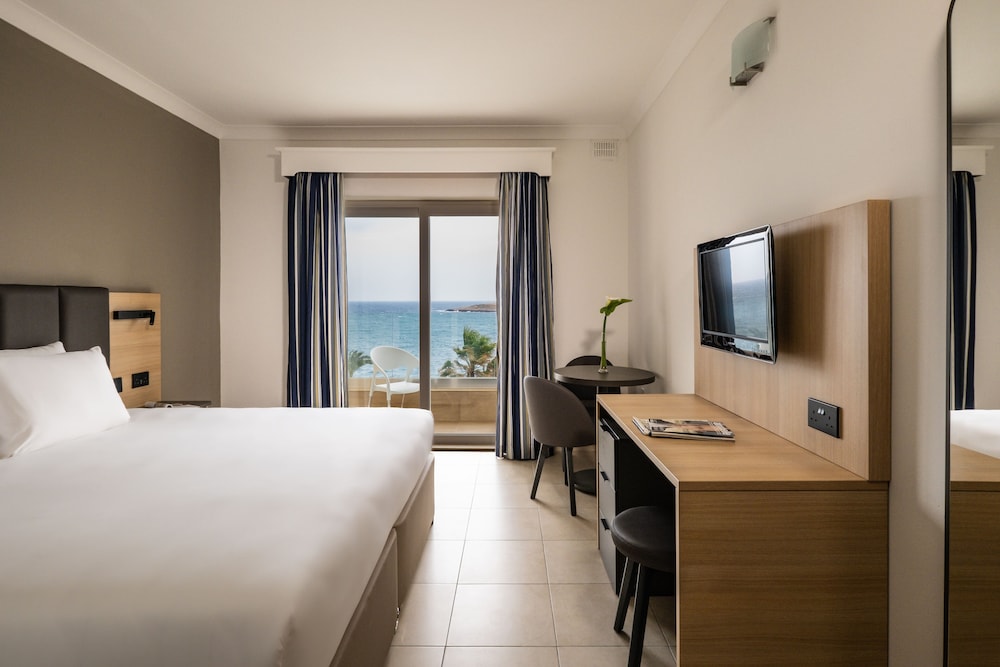 Qawra Palace Resort & Spa 20/66