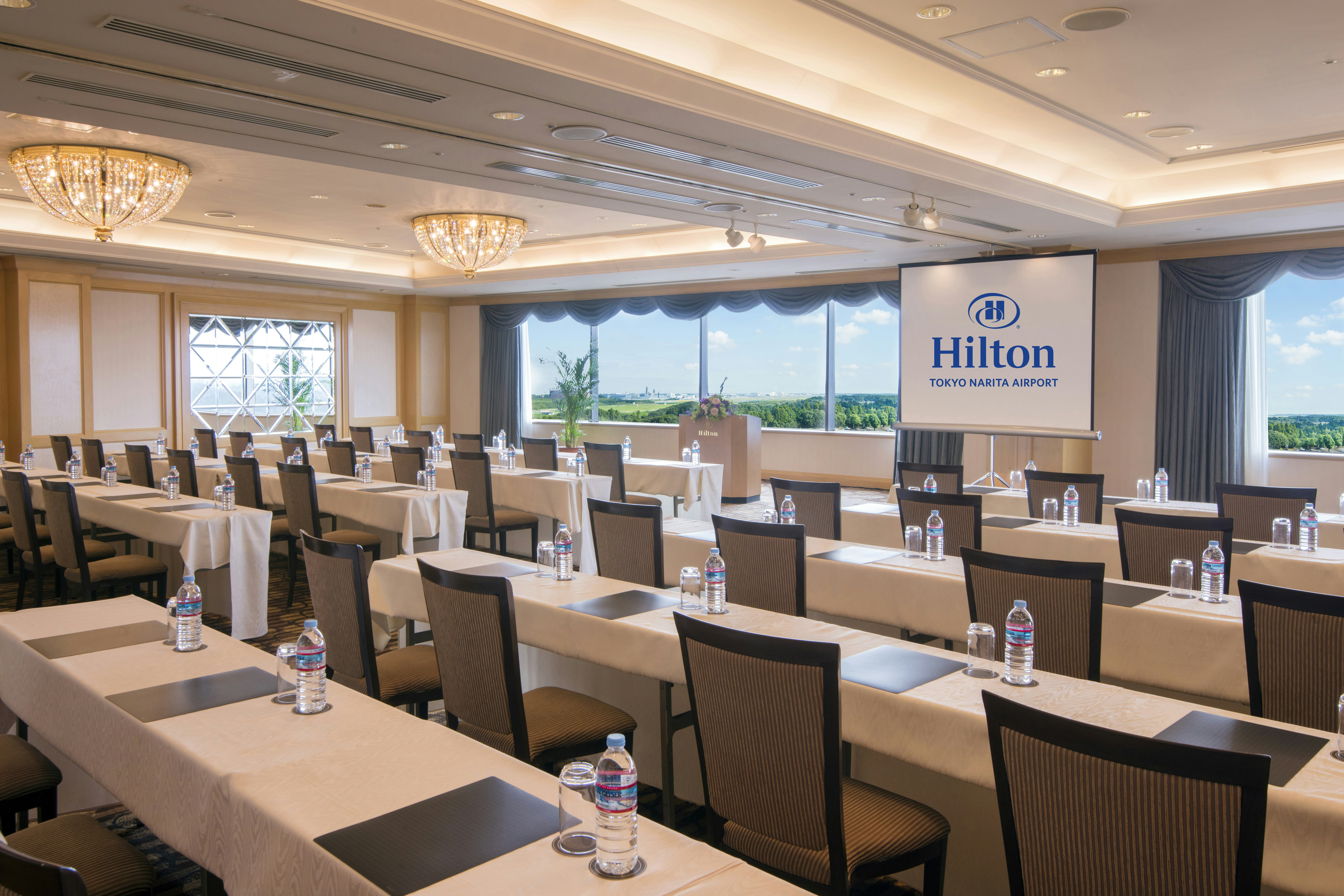 Hilton Tokyo Narita Airport 40/50