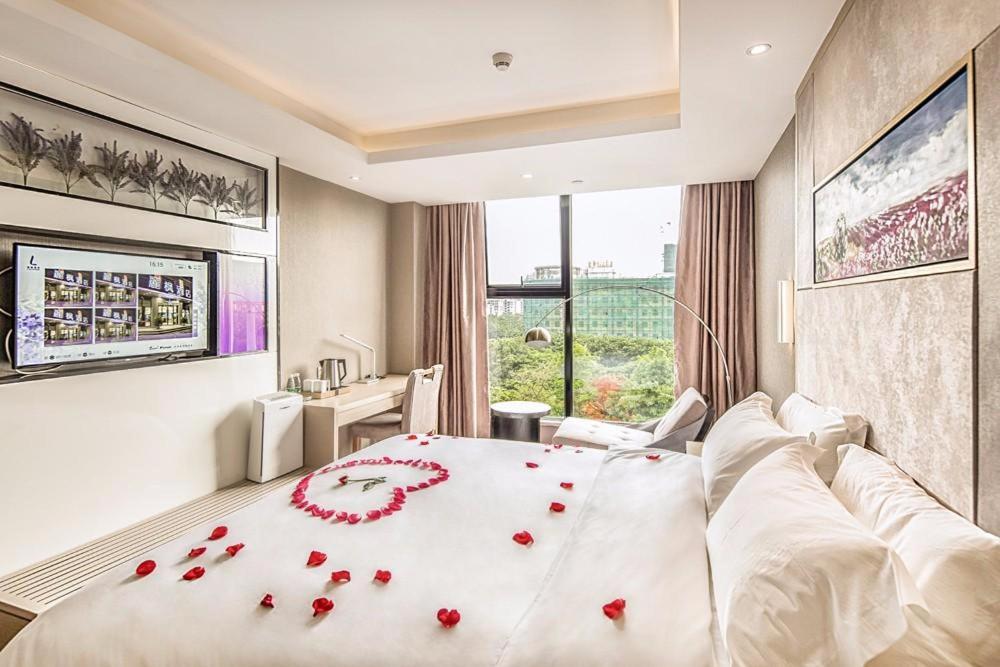 Lavande Hotel Shenzhen Baoan Haiya Binfen city 16/31