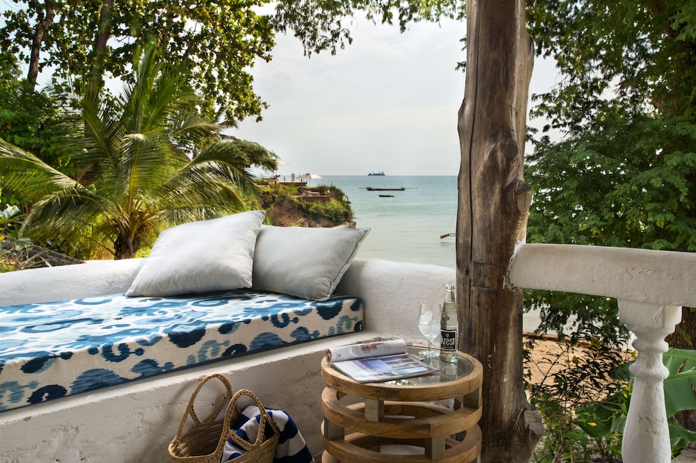 Chuini Zanzibar Beach Lodge Formerly Hakuna Matata Beach Lodge Spa 65/70