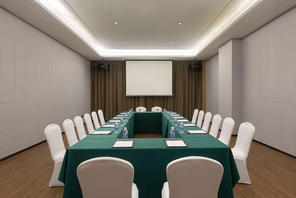 Ramada by Wyndham Changsha Financial Center 22/25
