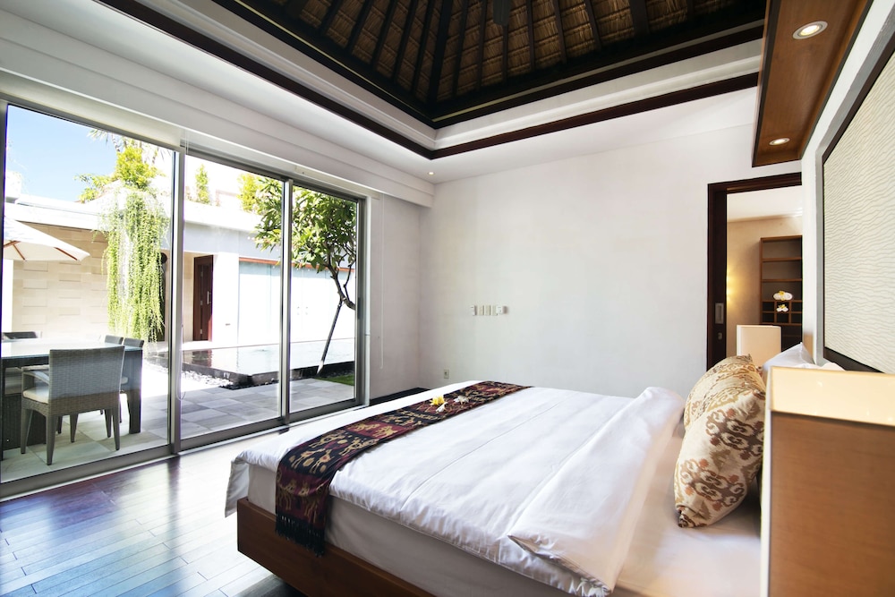 Kedonganan Beach Villas 6/50