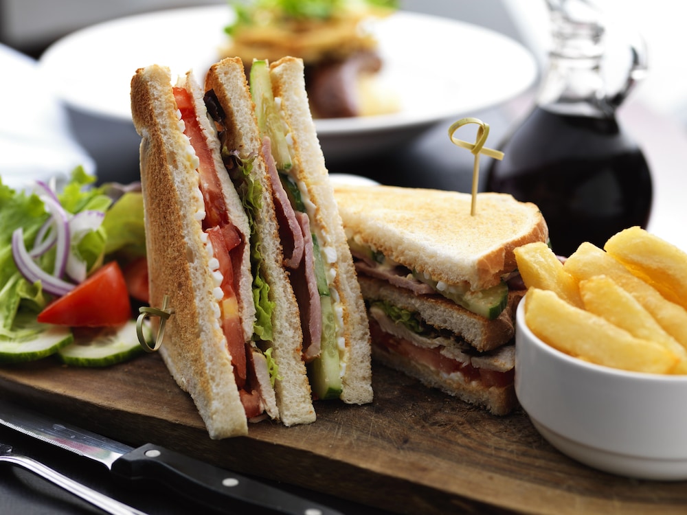 Pennine Manor Hotel 27/40