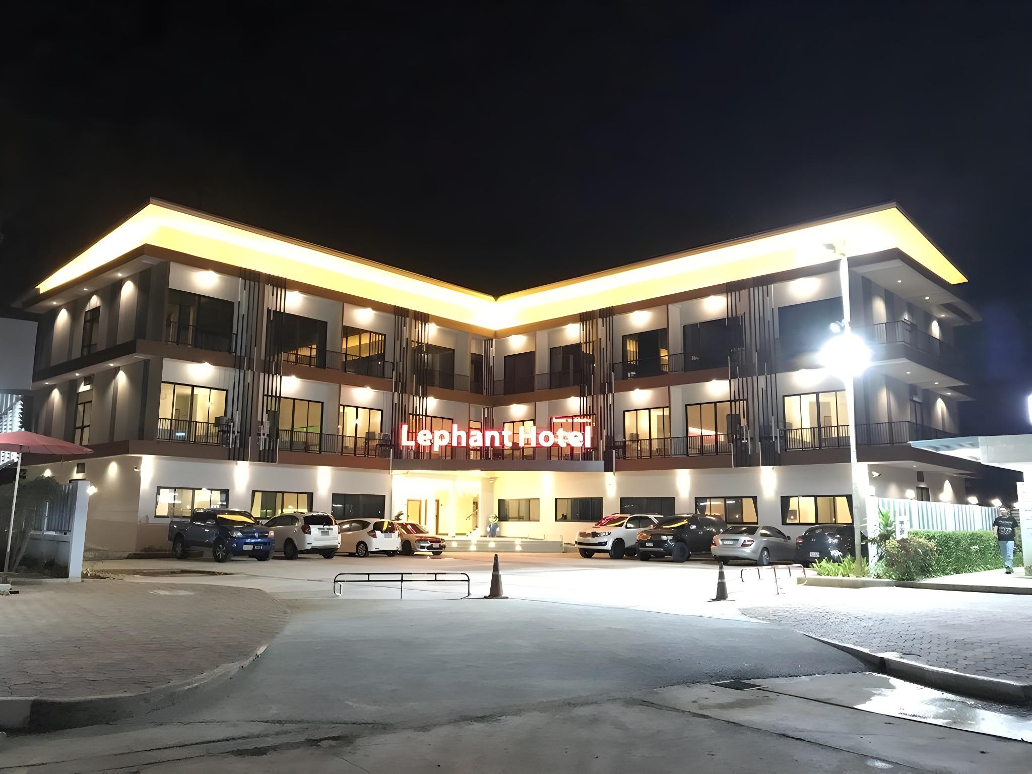 The Lephant Hotel 7/40