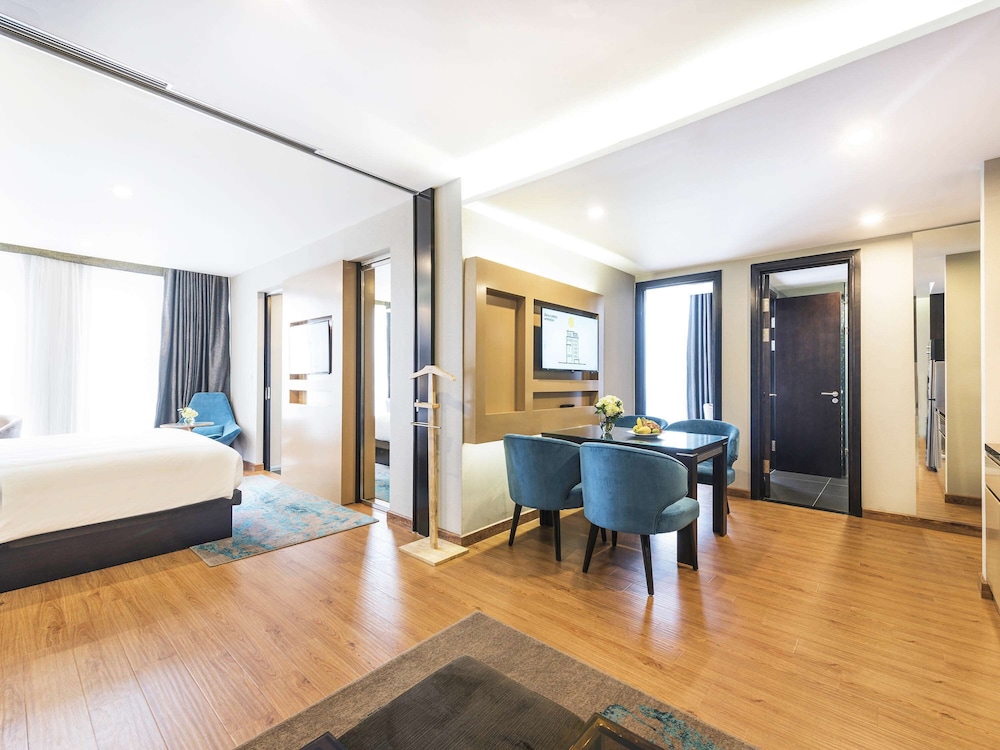 شقة تنفيذية بسريرين منفصلين بغرفة نوم واحدة، Novotel Suites Hanoi 2/5